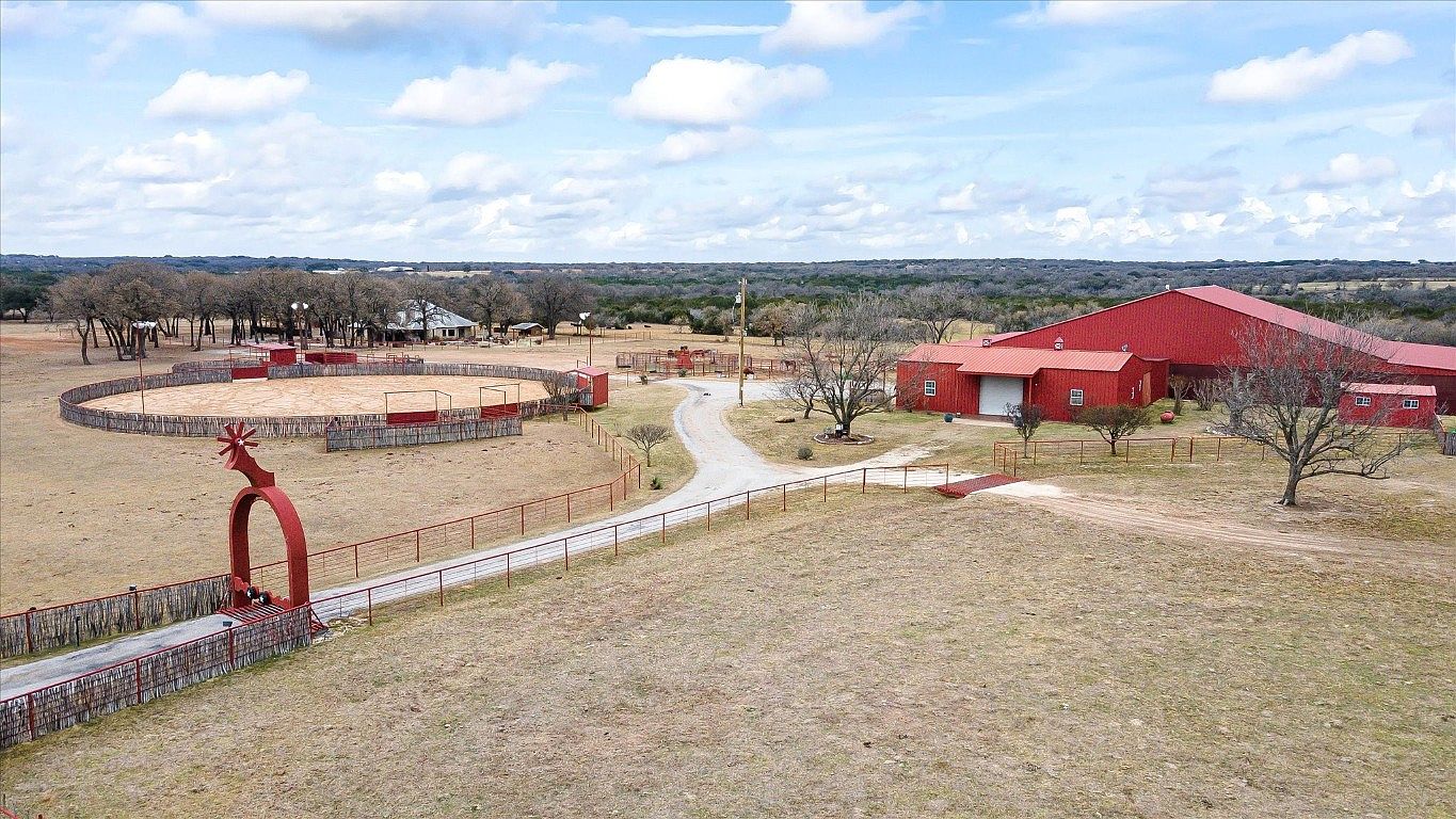 Hico, TX - Giant Metal Spur