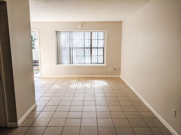 3rd image of 3736 Rockbrook Dr #1
