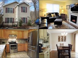 7 John St, Lake Hopatcong, NJ 07849