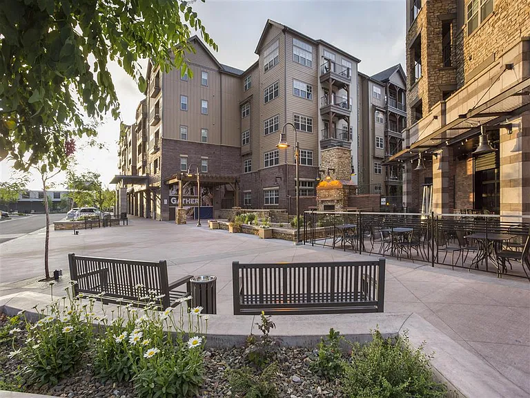 Village at Aspen Place — Photo 5