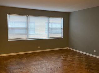 1030 Chicago Ave #204, Oak Park, IL 60302