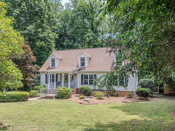 2nd image of 1806 Medfield Rd