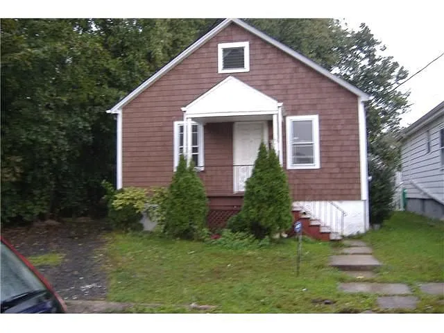 94 Jeffrie Ave photo 1