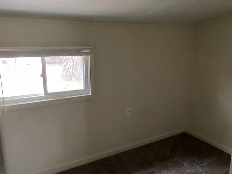 147 Carpenter St — Photo 10