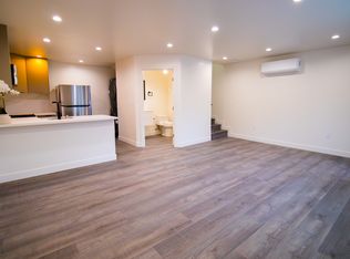 6946 Yarmouth Ave, Reseda, CA 91335