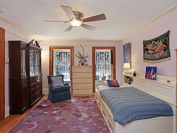 5th image of 213A Bergen St