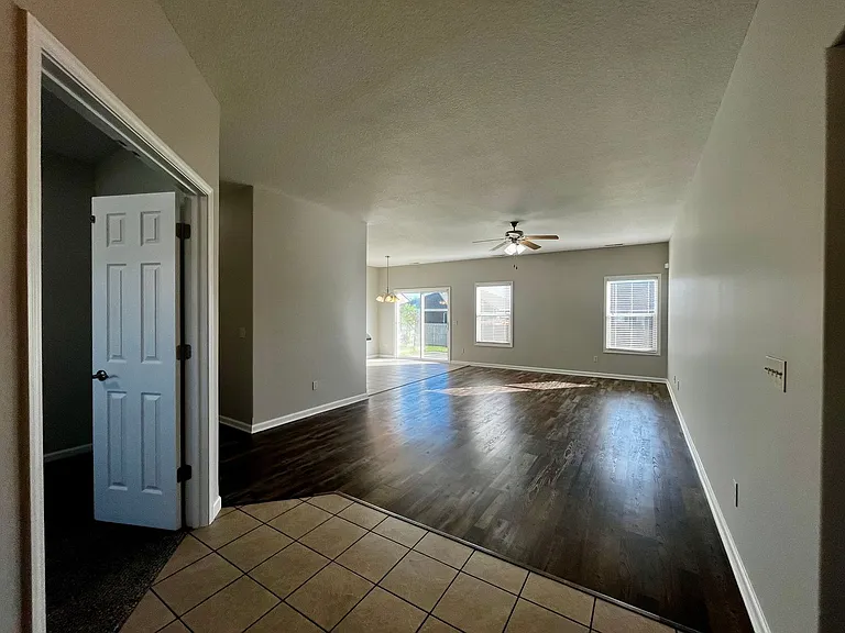 11013 Calera Psge — Photo 4