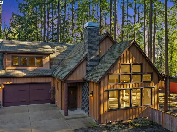 2886 Upper Dr, Lake Oswego, OR 97035