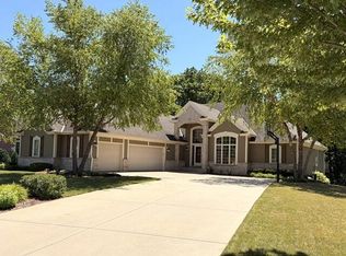 S67W17763 Copper Oaks Ct, Muskego, WI 53150