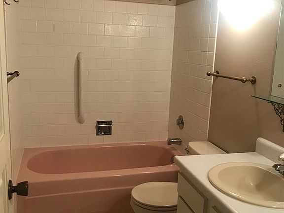 3rd image of 844 W Cliff Dr APT 305