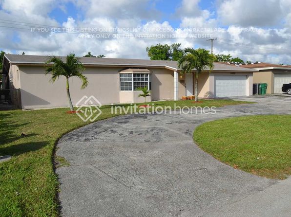 8469 Windsor Dr