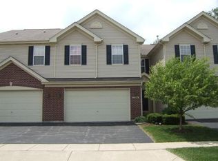 2304 Sandy Creek Dr, Algonquin, IL 60102