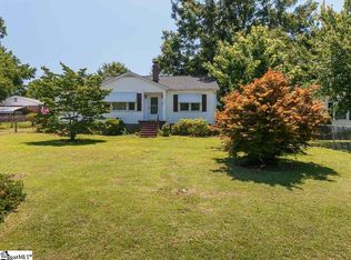 208 Caldwell St, Clinton, SC 29325