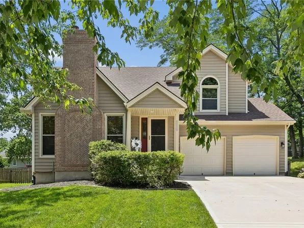 8712 N Lathrop Ave, Kansas City, MO 64155