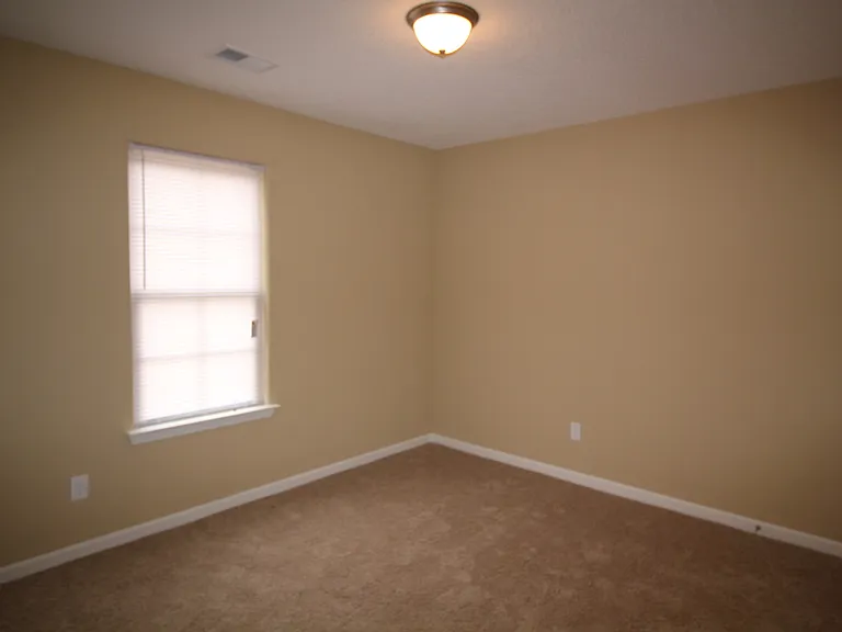 1039 Crayton Ridge Dr — Photo 8