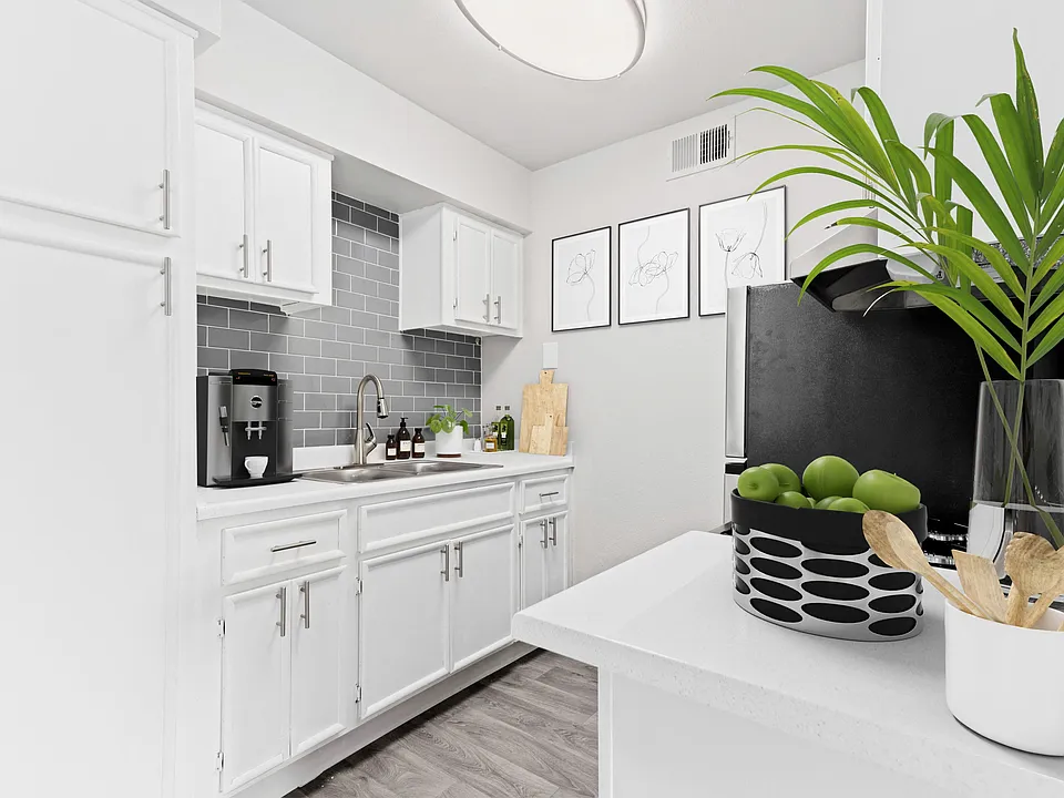 The Enclave Apartment Homes