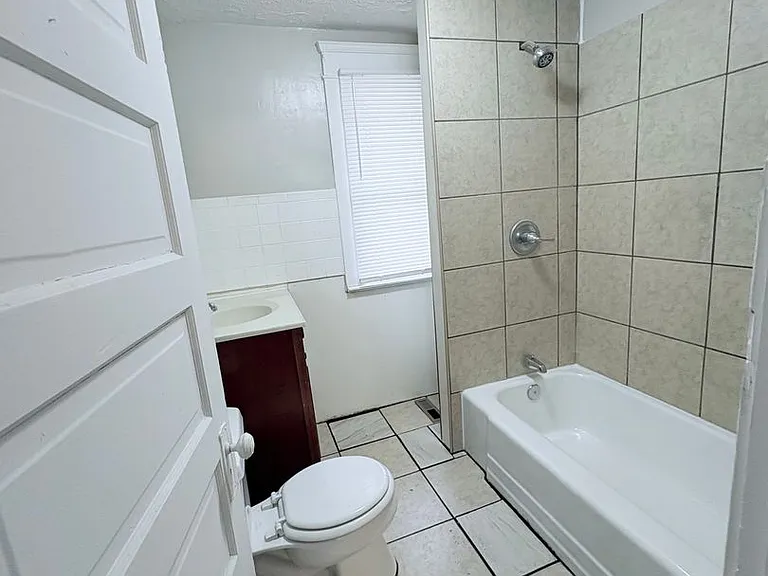 1741 W Market St — Photo 8