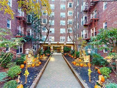 9707 4th Ave APT 4W, Brooklyn, NY, 11209