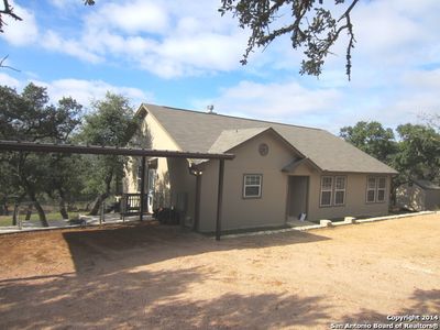 825 Stallion Springs Rd, Fischer, TX, 78623
