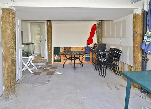 4th image of 118 E Seabreeze Ave #B