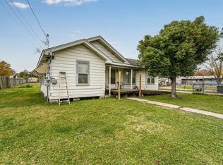 718 Pemberton St, Channelview, TX 77530