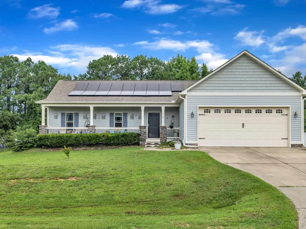 115 Creech Place Dr, Benson, NC 27504