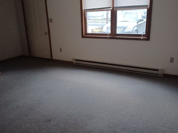 4th image of 110 E Hummelstown St APT 104