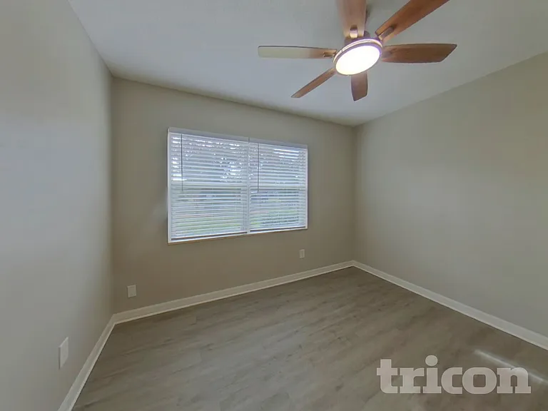 1550 Hobson St — Photo 8