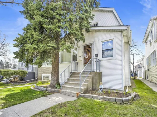 5604 N Karlov Ave, Chicago, IL 60646