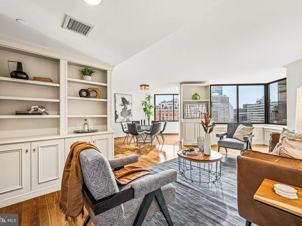 202 W Rittenhouse Sq #1508, Philadelphia, PA 19103