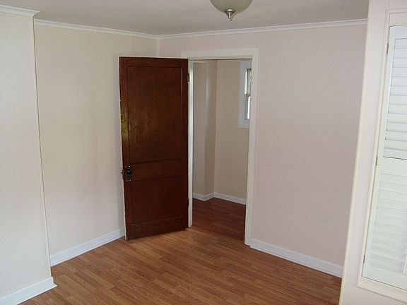 3rd bedroom 12x11