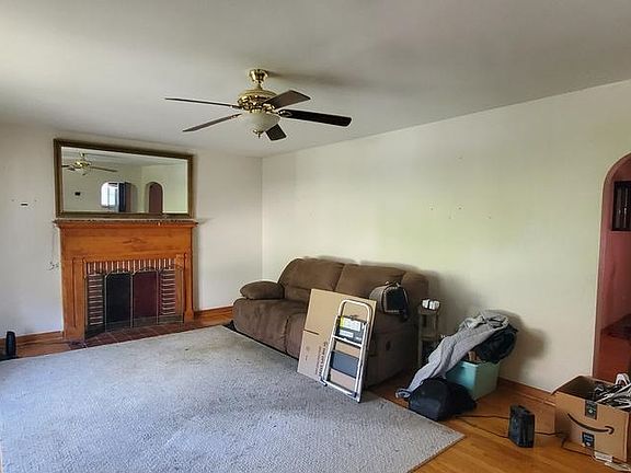 5th image of 2106 Coburn Ave