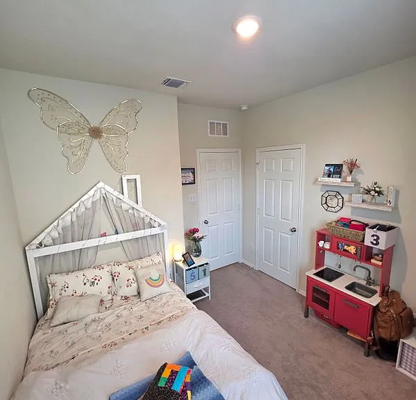 350 Bedford Falls Ln — Photo 10