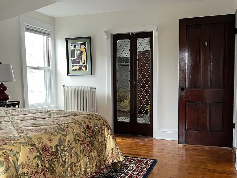 Adams St — Photo 15