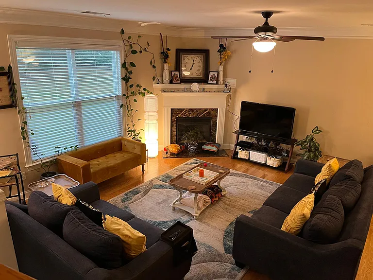 3630 Dalwood Dr — Photo 10