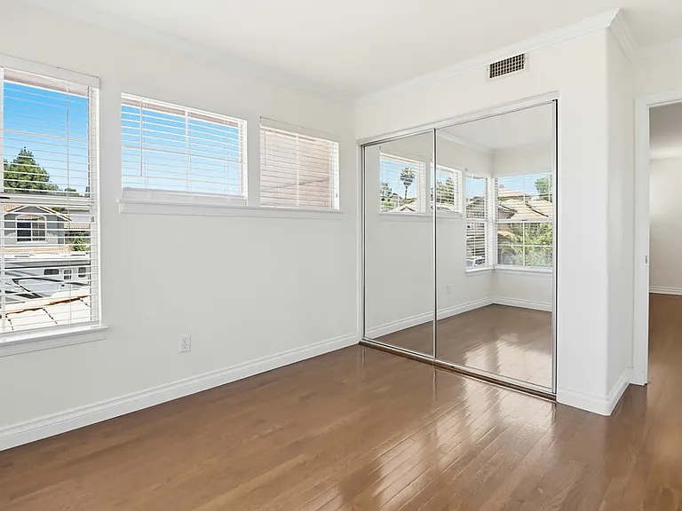 1100 Corrales Ln — Photo 14