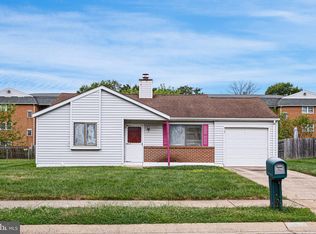 8 Karen Ct, New Castle, DE 19720