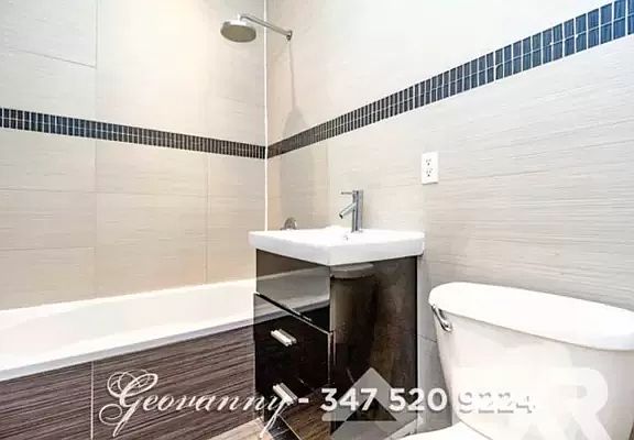 5th image of 1358 De Kalb Ave #3