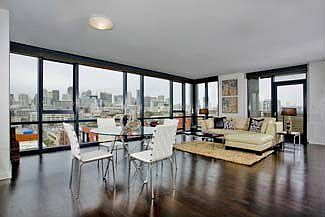1st image of 250 King St Unit 1016