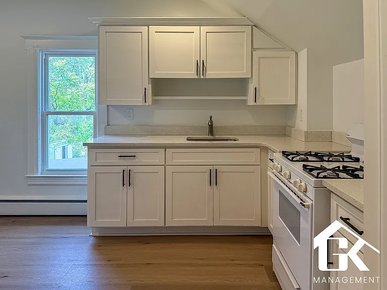 308 W Twelve Mile Rd #4D — Photo 4
