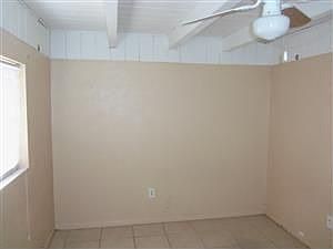 5th image of 911 E 124th Ave APT B