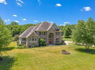 3055 E Ancient Oak Dr, Oregon, IL 61061