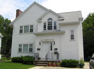 18 Dunstan St APT 1, West Newton, MA 02465