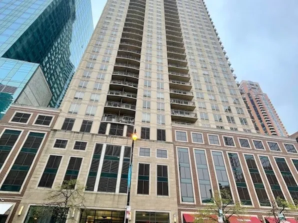 1111 S Wabash Ave APT 3303, Chicago, IL 60605