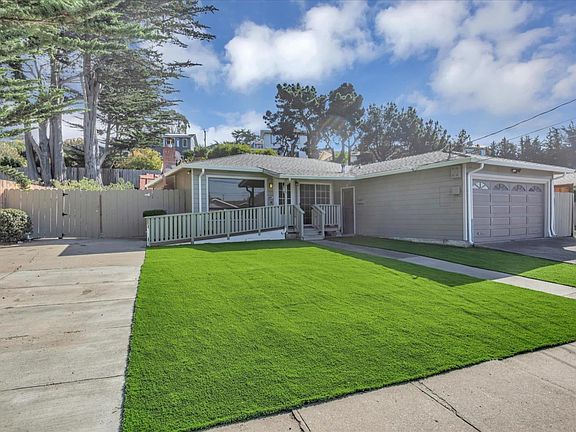 3rd image of 675 Crespi Dr