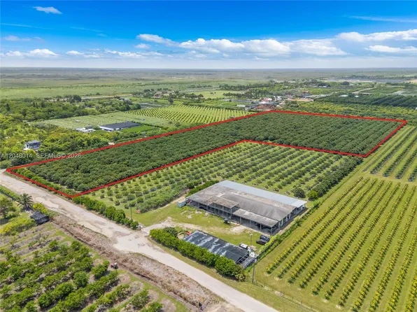 22401 SW 320th St, Homestead, FL 33030