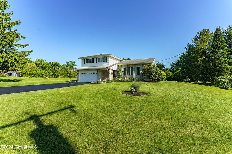 2nd image of 358 Darrow Road
