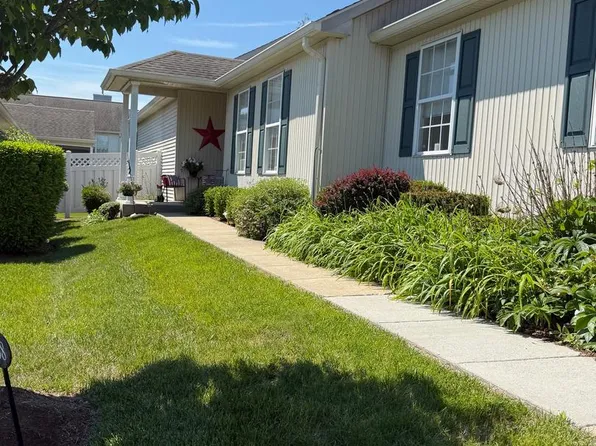 1108 S Fox Cub Holw, Glen Mills, PA 19342