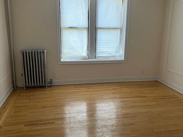2133 Wallace Ave #112 — Photo 6