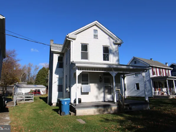 304 Penn St, Highspire, PA 17034